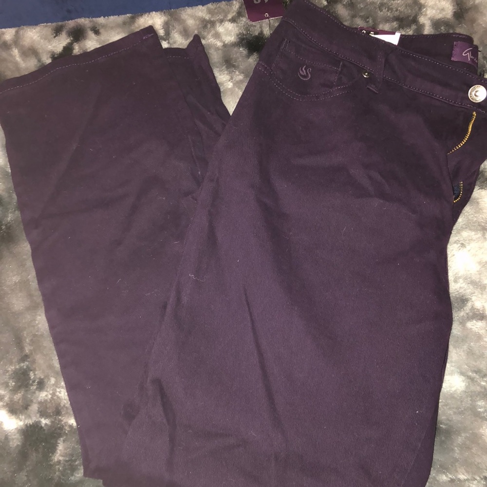 Gloria Vanderbilt purple jeans